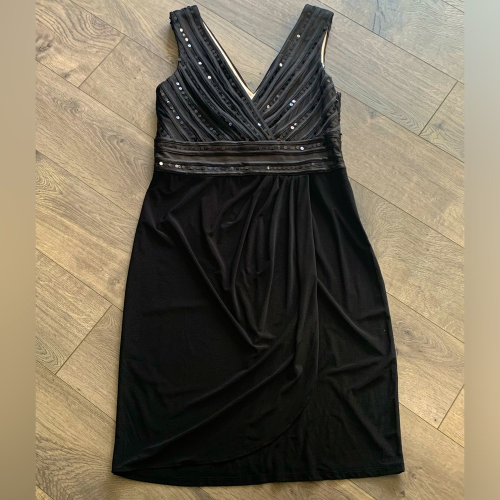 One by Eight v-neck cocktail dress